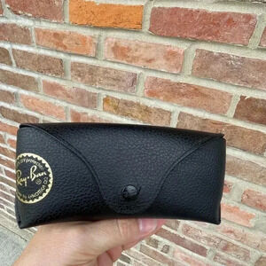 Ray-Ban Classic Black soft sided case sunglasses glasses clam shell aviator